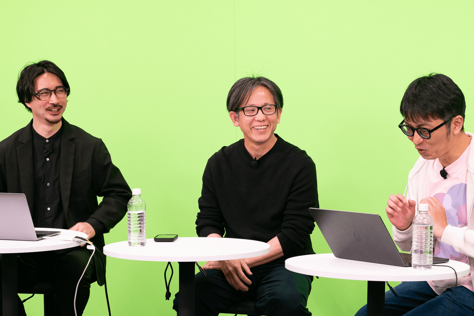 デジタル庁 志水氏・デジタル庁 浅沼氏・株式会社ニジボックス 丸山氏の写真